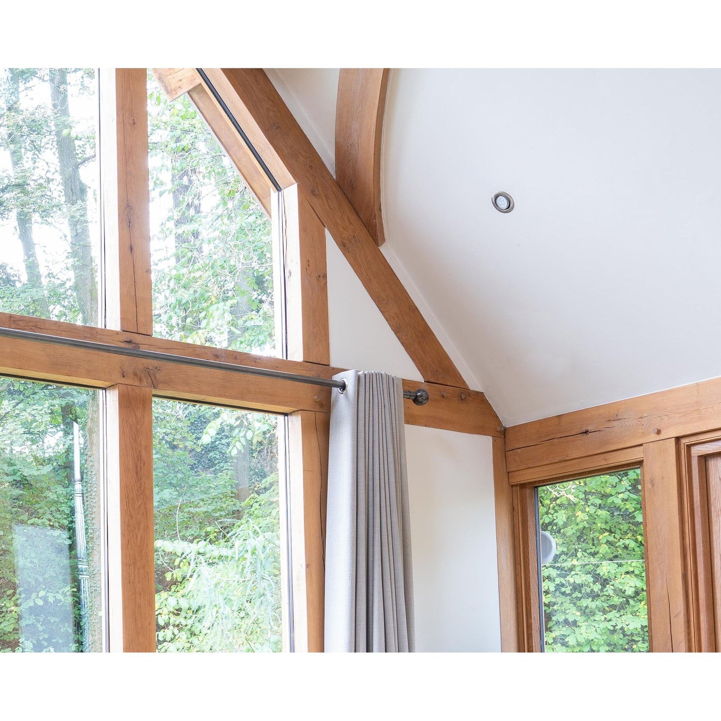 Ball Curtain Finial (pair)