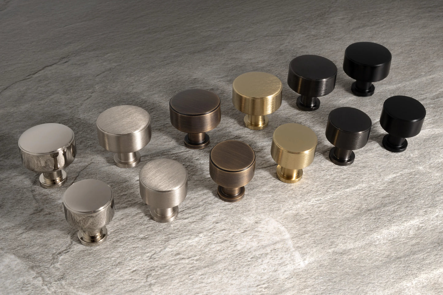 Lucia Plain Cabinet Knob