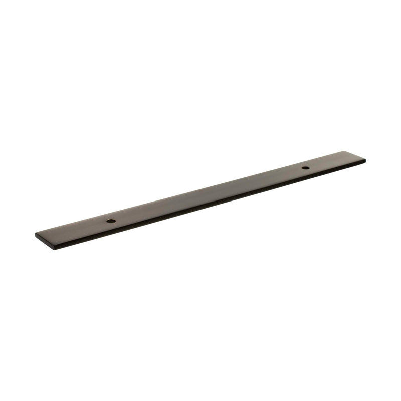 Atlantic Millhouse Brass Long Wide Cabinet Handle Backplate, measuring 128mm in length, features a rectangular design with two pre-drilled holes for easy installation.