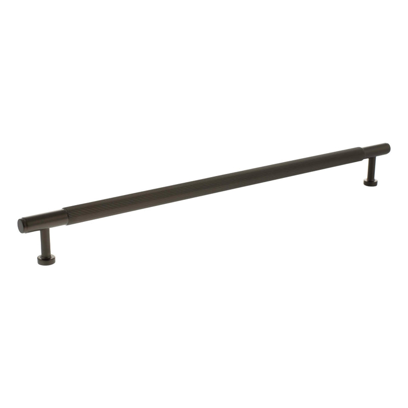 Atlantic Millhouse Brass Battersea Linear T-Bar Cabinet Pull Handle measuring 320mm, featuring a sleek design with ribbed detailing and a polished brass finish.