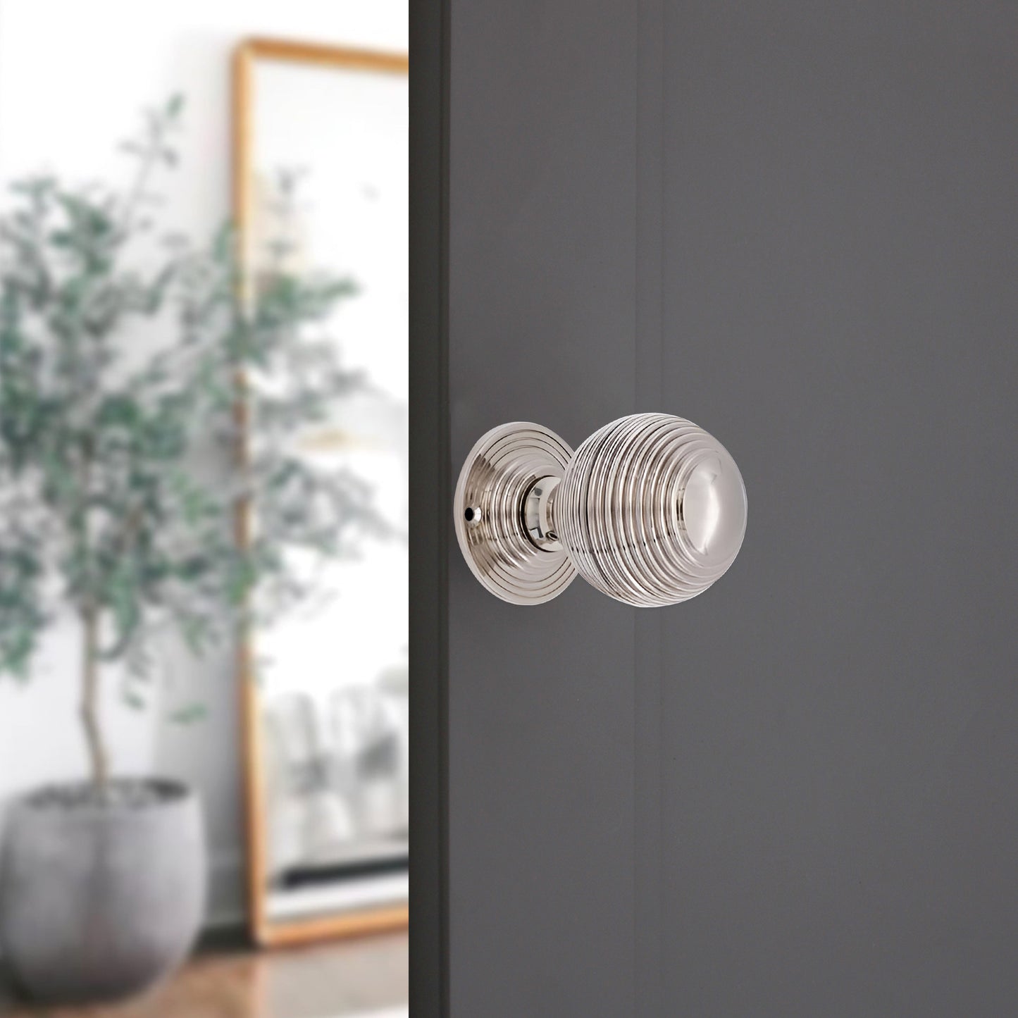 Reeded Door Knob 60mm – Mortice / Rim