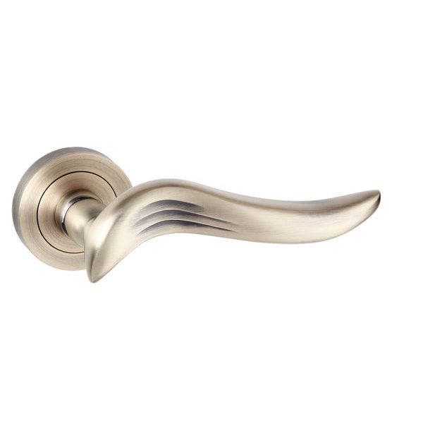 Atlantic Handles Matt Antique Brass Old English Oxford Lever on Round Rose