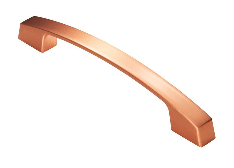 Carlisle Brass Bridge Handle in a copper finish, featuring a sleek and modern design with angled ends for easy grip. This handle is suitable for various cabinetry applications.