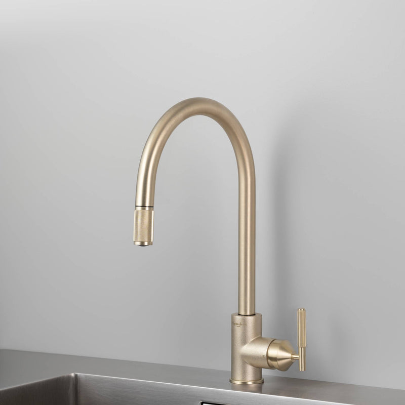 UK Kitchen Tap / Pull-Out Mixer / Linear Blond Brass