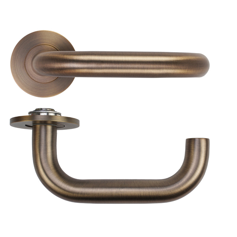 Maggiore Lever on 4mm Round Slim Sprung Rose Antique Brass Love Handles uk