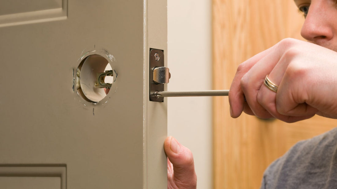 How to Replace Internal Door Handles in 10 Minutes