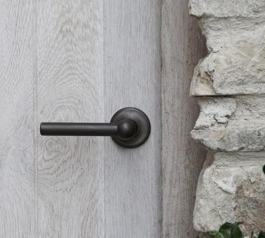 The Craftsmanship Behind Alexander & Wilks Handles