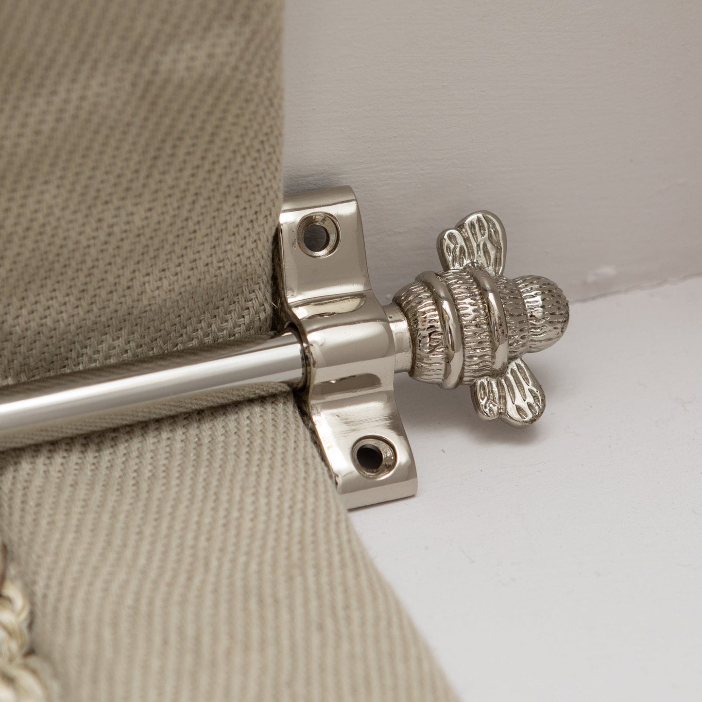 Nickel Stair Rods with Brass Bee Finials - 900mm
