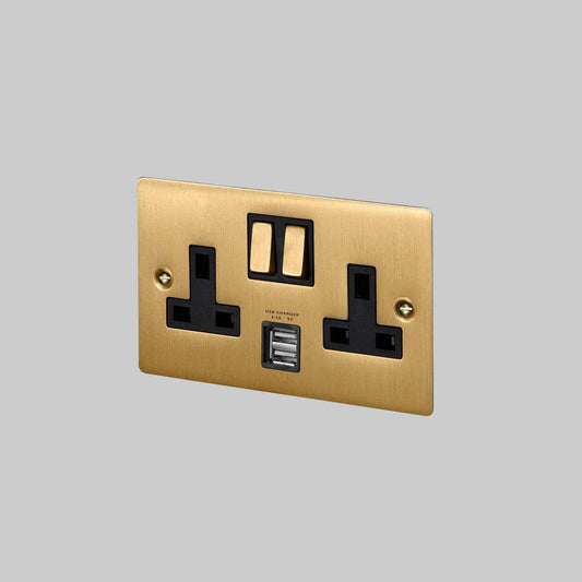 Buster + Punch 2G Uk Plug Socket / Usb Brass