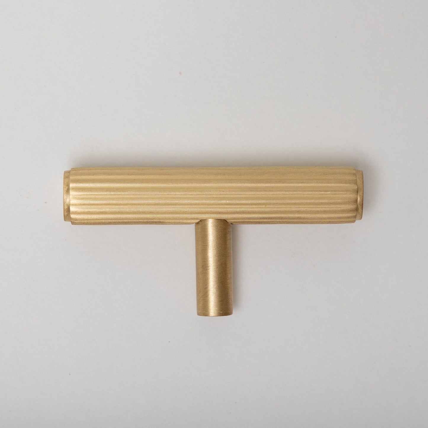 Solid Brass Straight Knurled Kitchen Pull Handles & Knobs - Satin Brass Finish