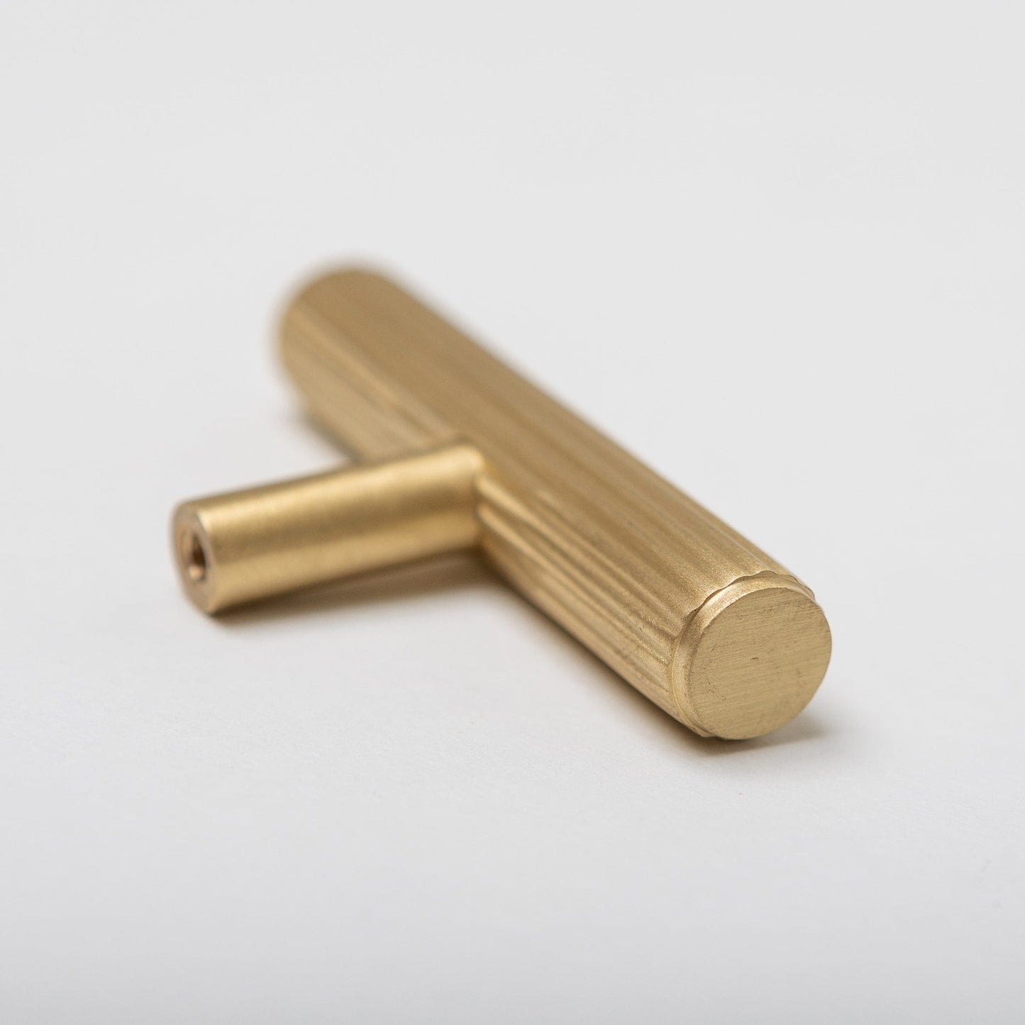 Solid Brass Straight Knurled Kitchen Pull Handles & Knobs - Satin Brass Finish
