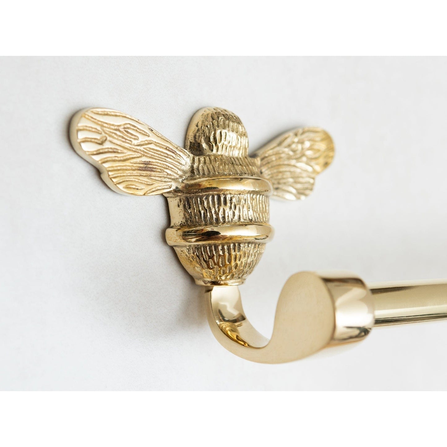 Brass bee Towel Rail with Bee - Brass bee