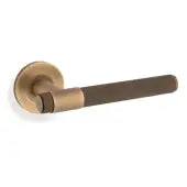 Kingston Knurled Lever on Round Rose