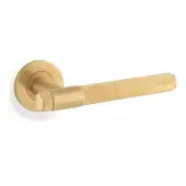 Kingston Knurled Lever on Round Rose