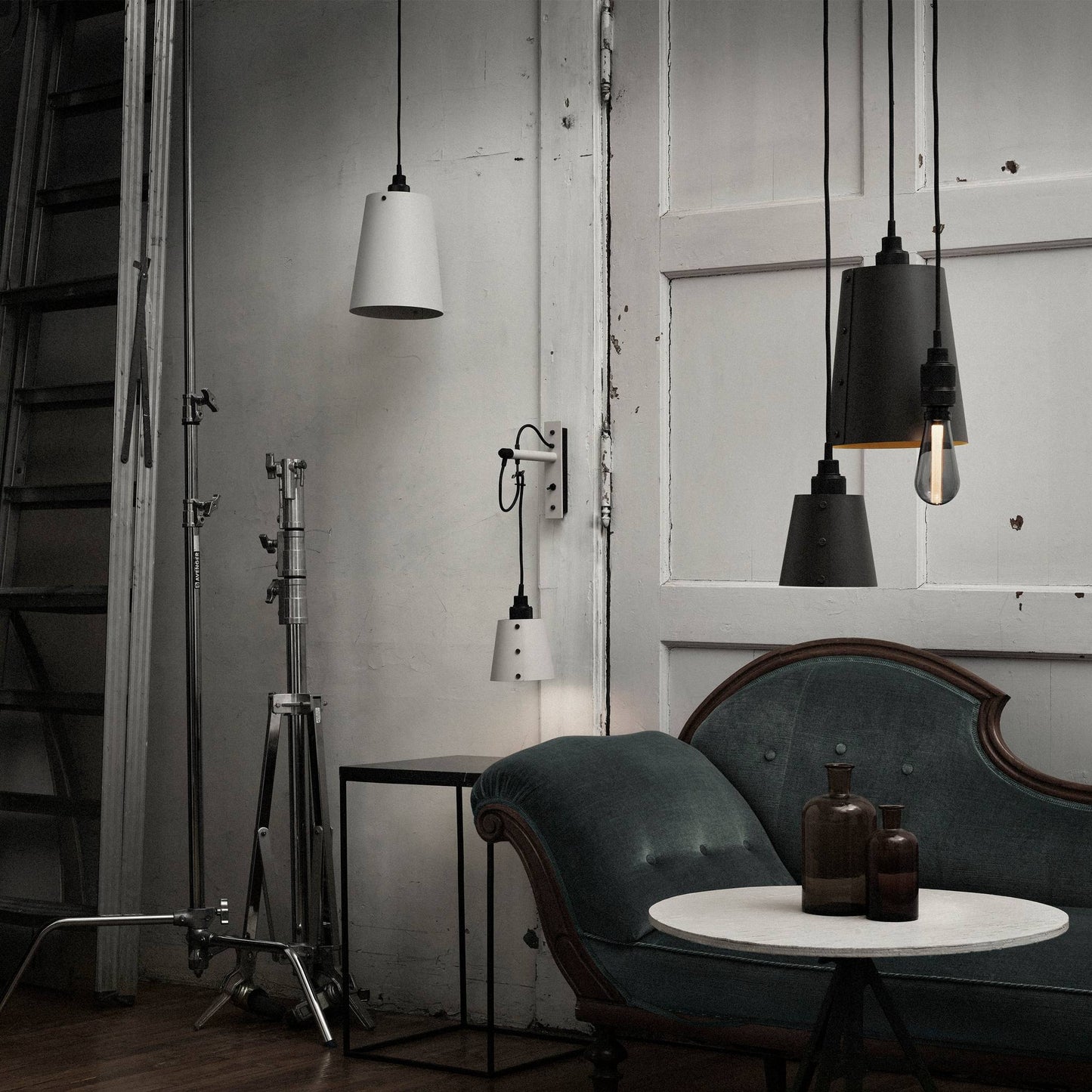 Buster + Punch Hooked Wall / Cross / Small / Stone