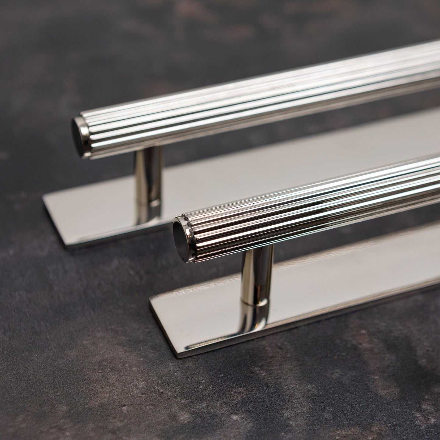 Solid Brass Straight Knurled Kitchen Pull Handles & Knobs - Polished Nickel Finish