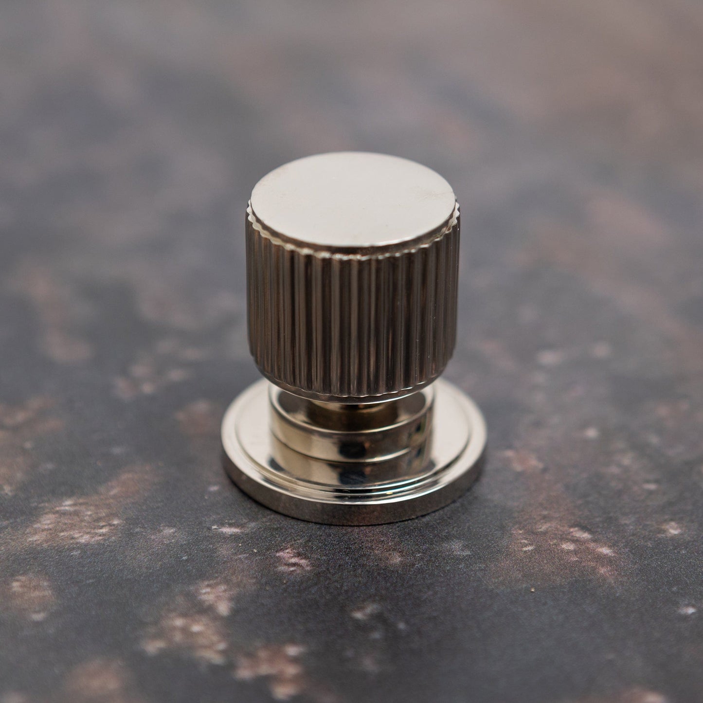 Solid Brass Straight Knurled Kitchen Pull Handles & Knobs - Polished Nickel Finish