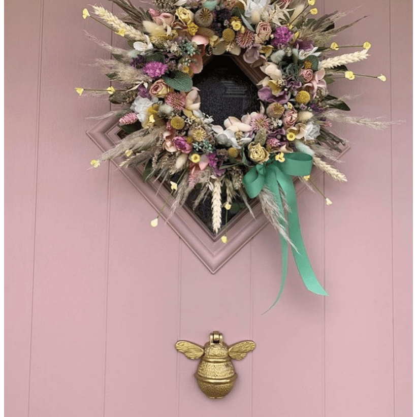 Bumble Bee Brass Door Knocker - Brass Finish - Brass bee