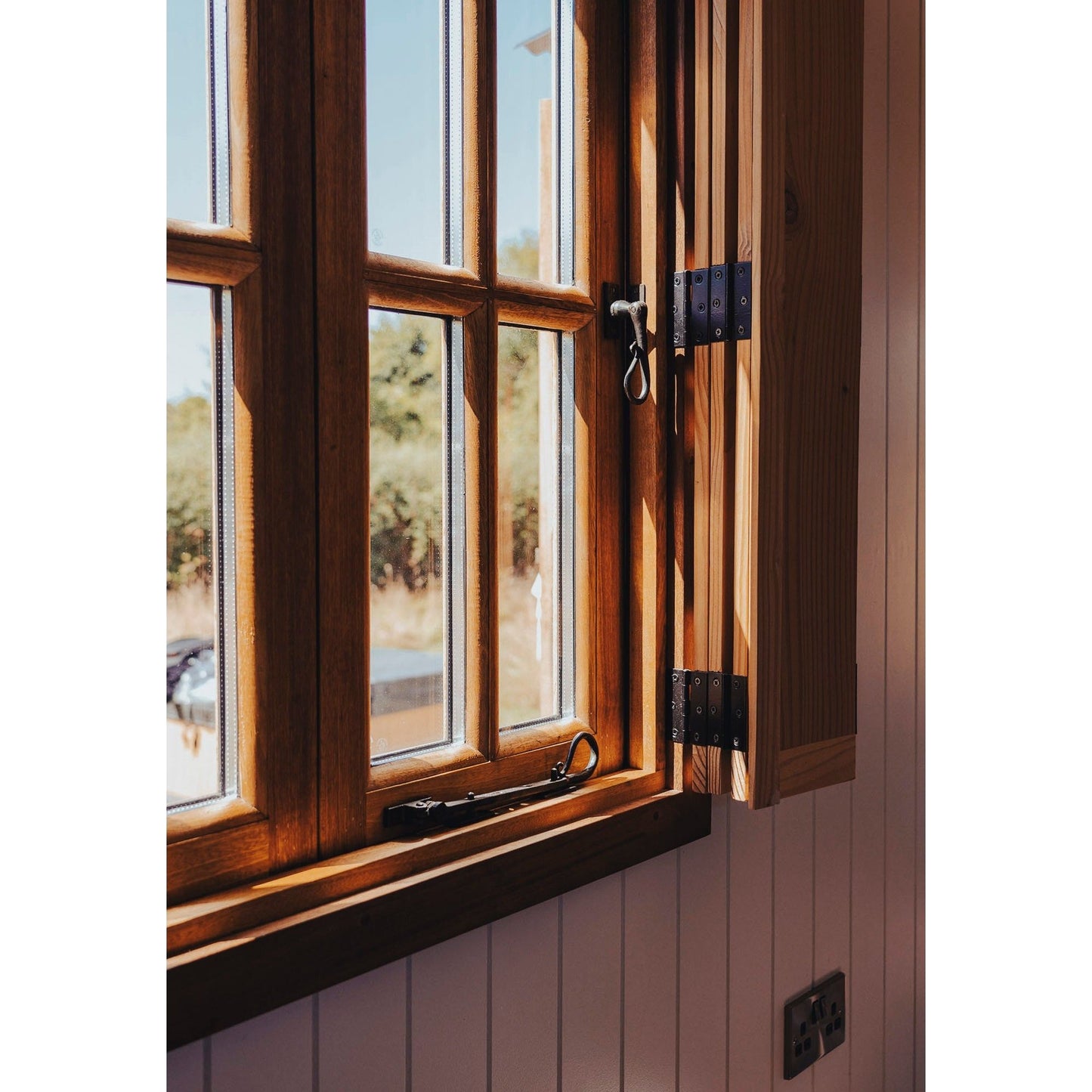 Shepherd's Crook Fastener