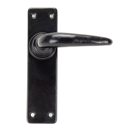 Smooth Lever Latch Set