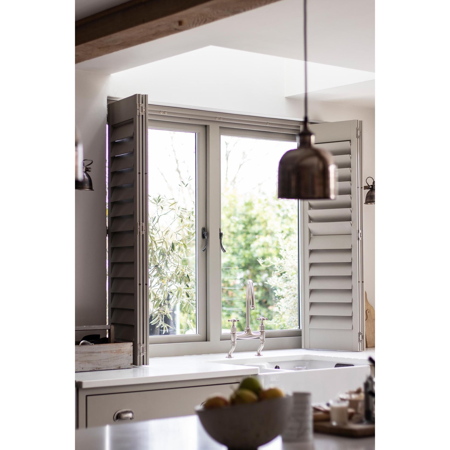 Locking Peardrop Espag