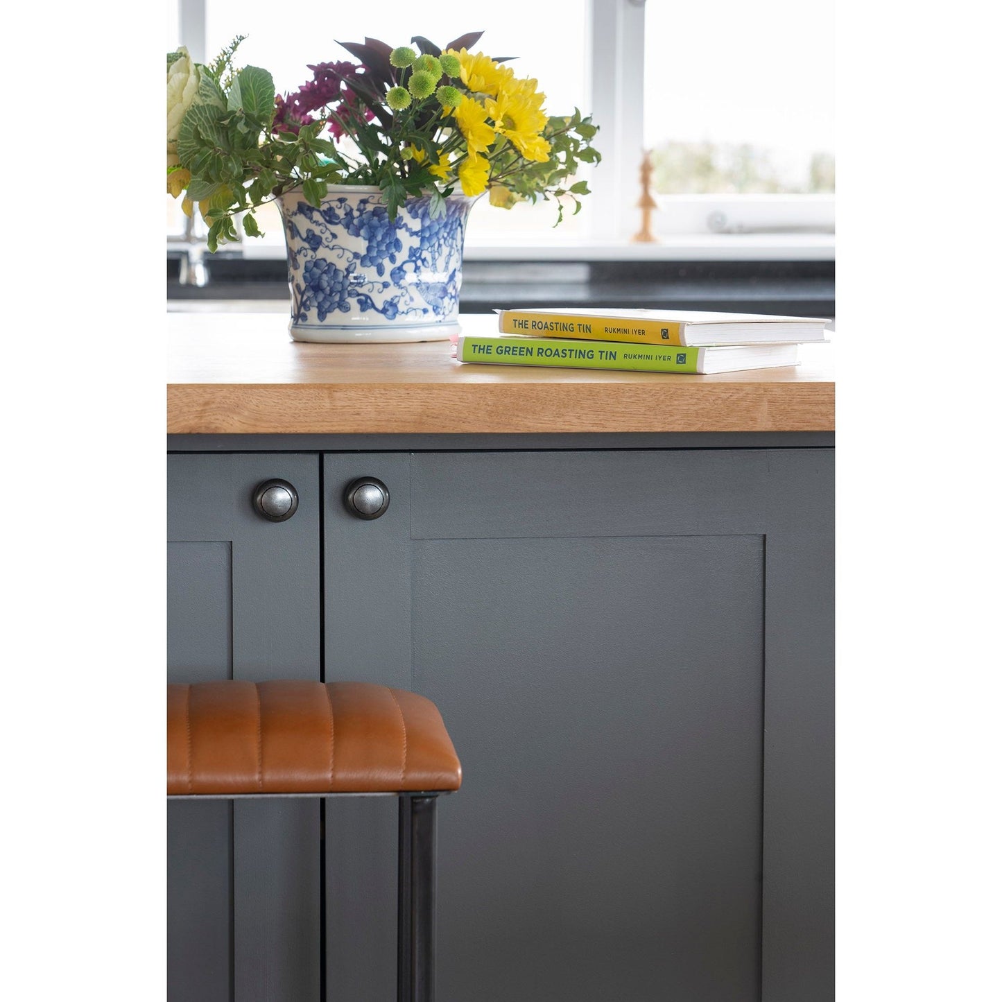 Regency Cabinet Knob