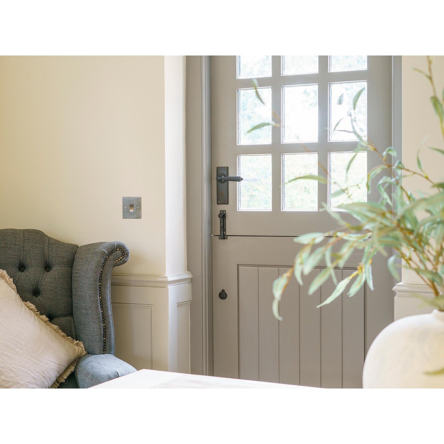 Hinton Lever Lock Set