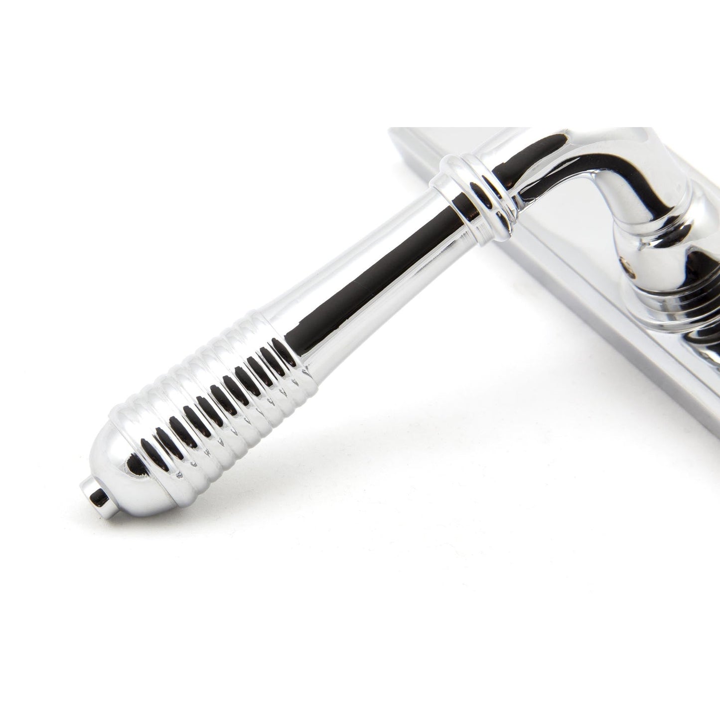 Reeded Slimline Lever Espag. Latch Set