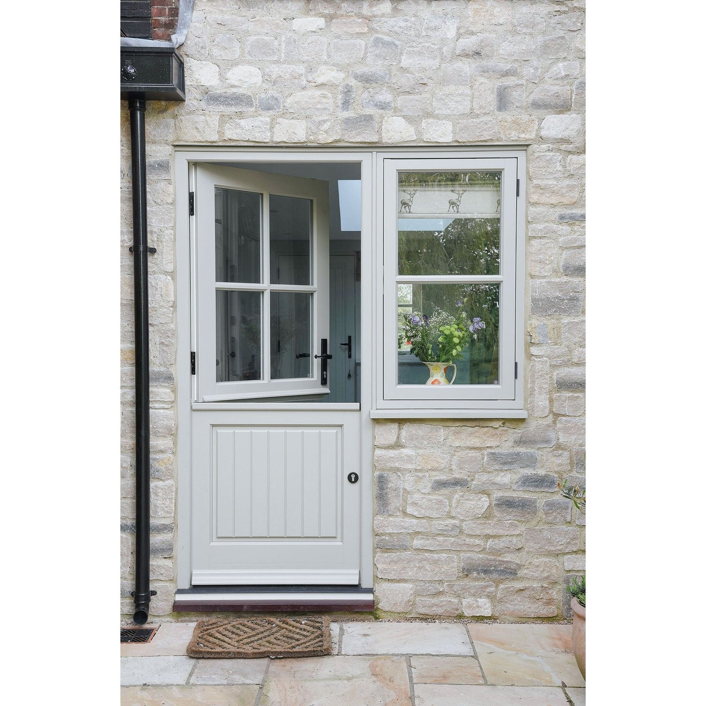 Regency Concealed Escutcheon