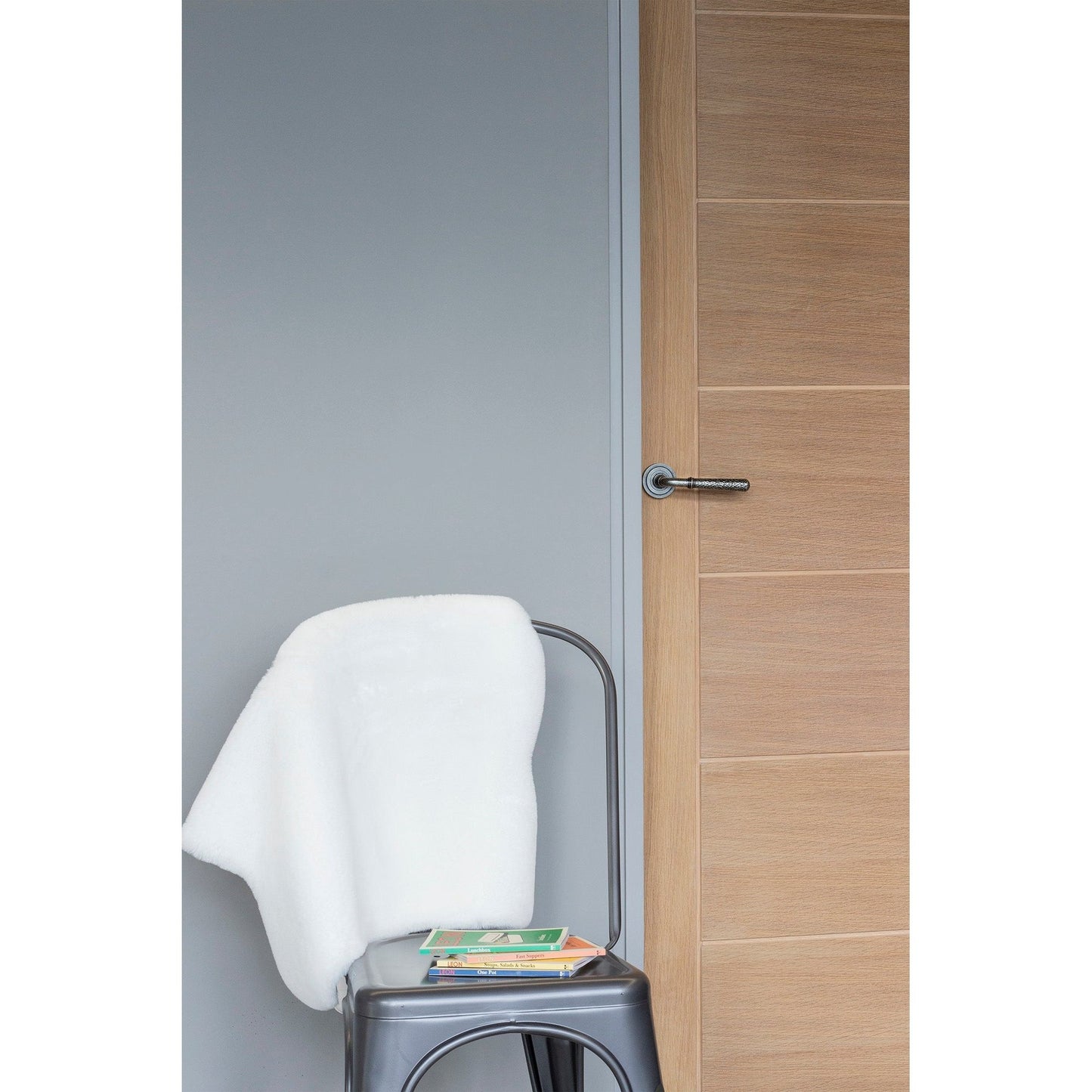 Hammered Newbury Lever on Rose Set (Sprung)