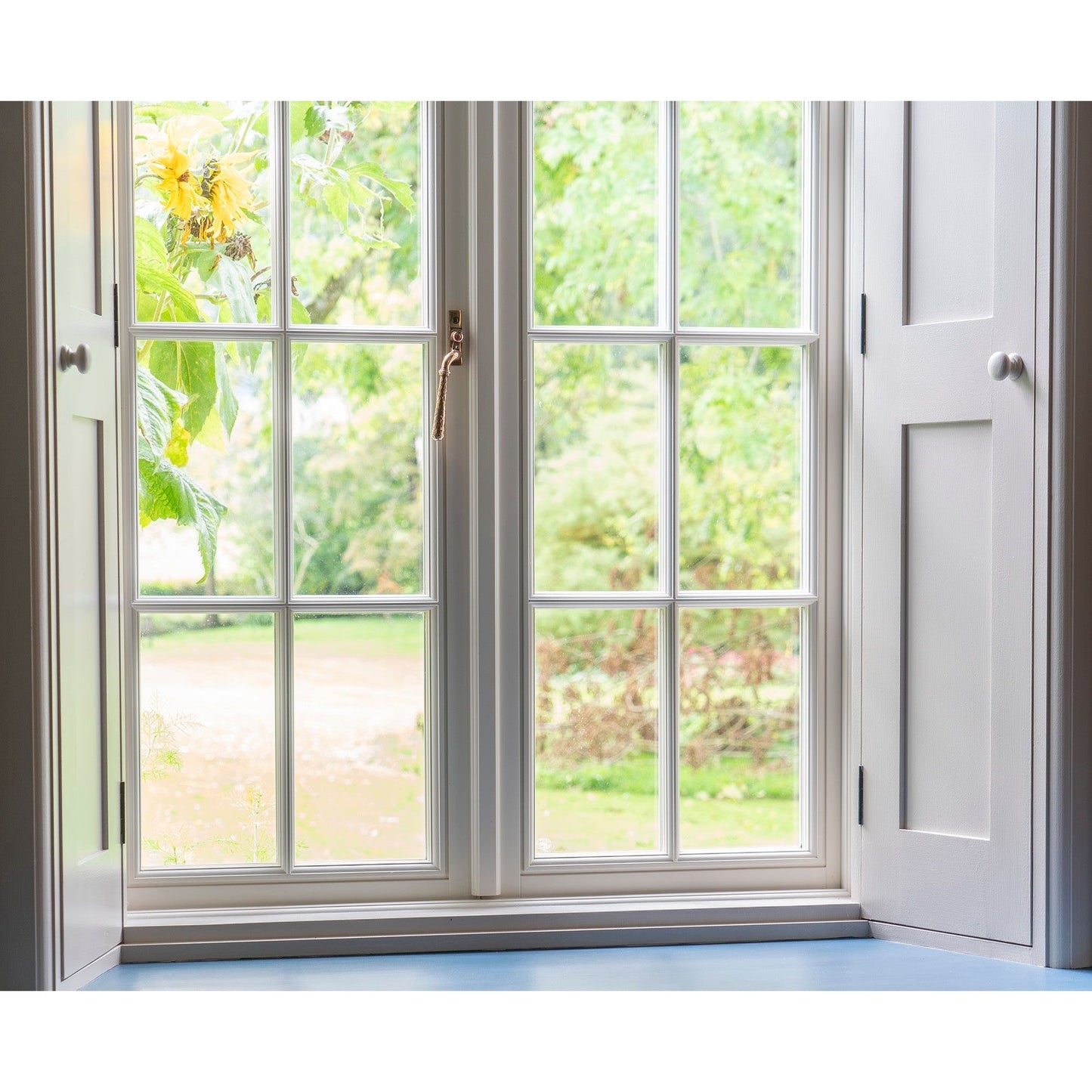 Hammered Newbury Espag