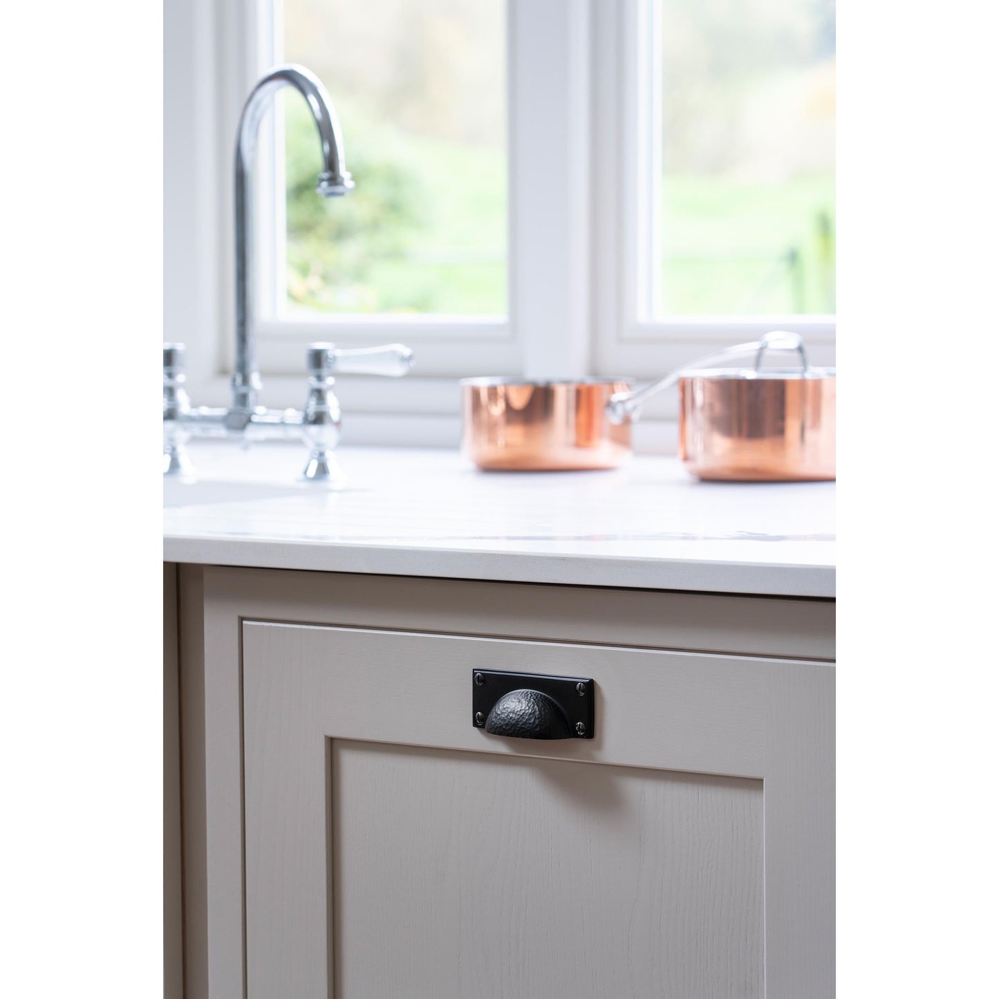 Hammered Art Deco Drawer Pull