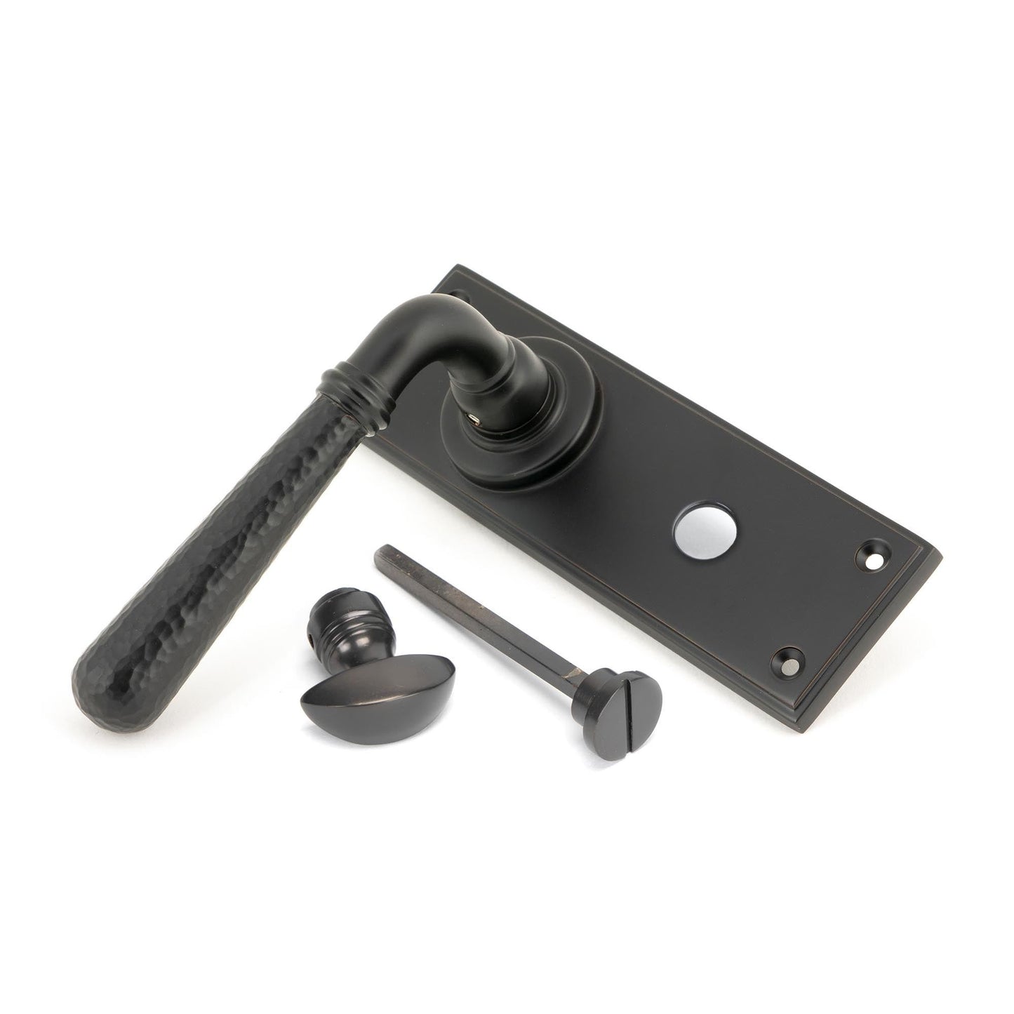 Hammered Newbury Lever Bathroom Set