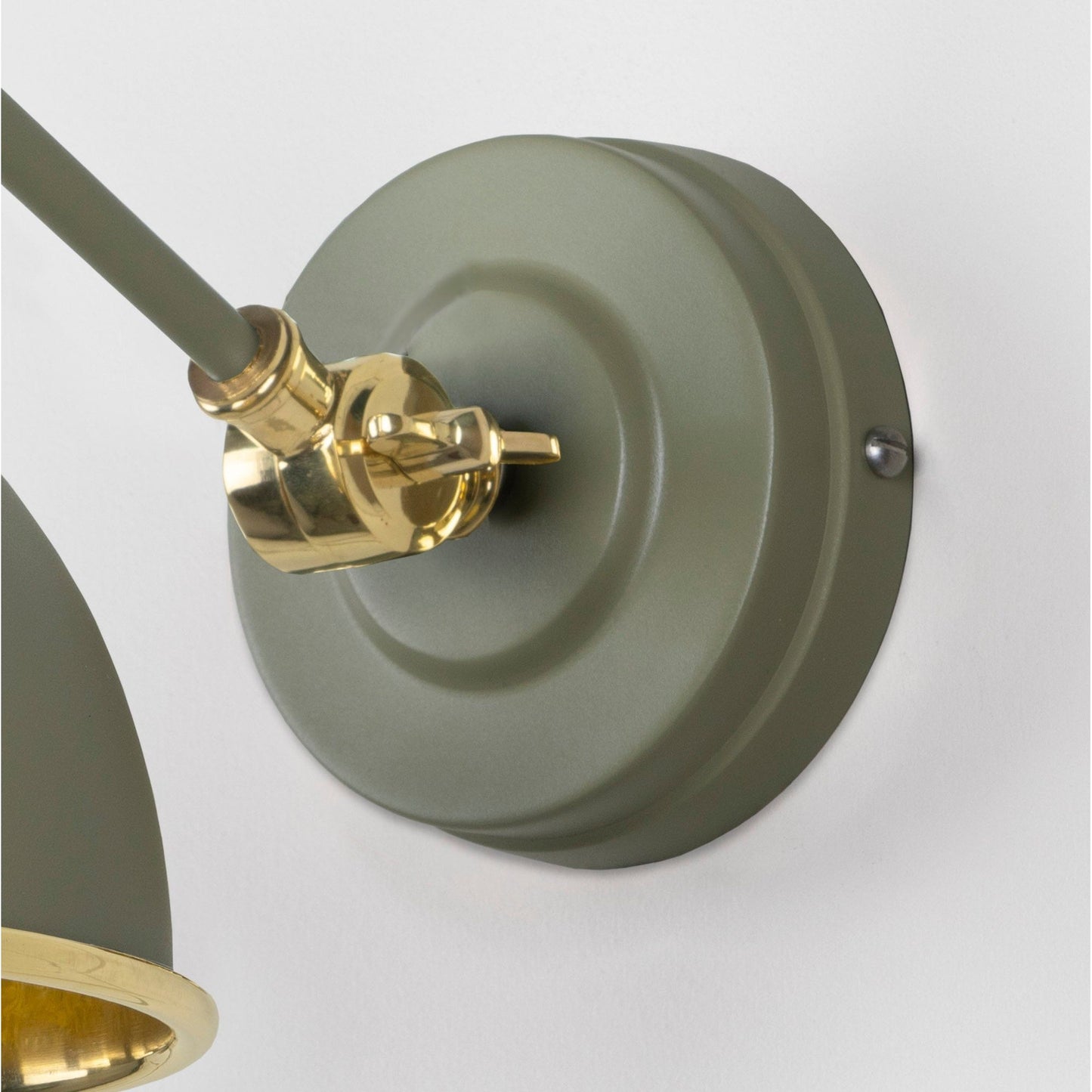 Smooth Brass Brindley Wall Light