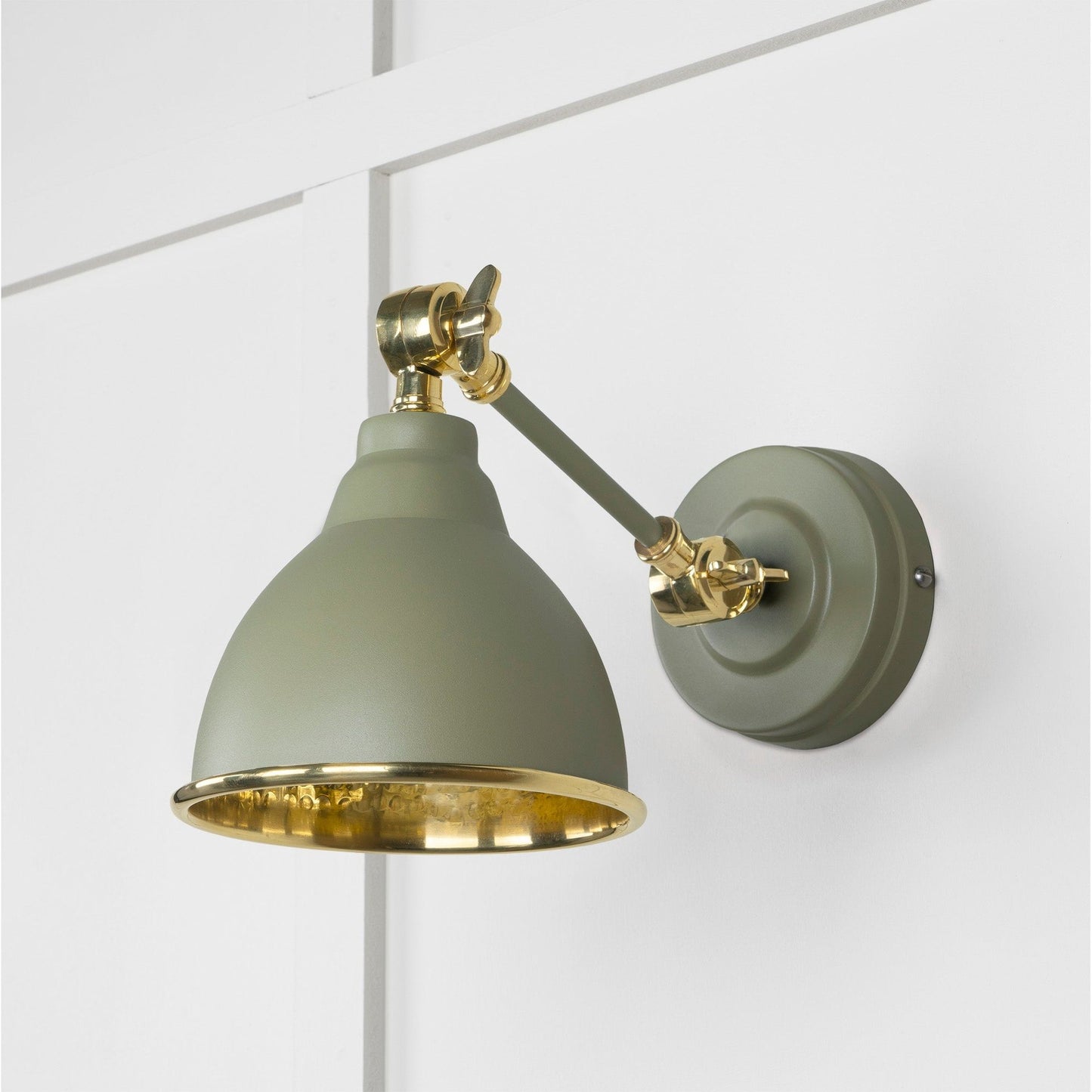 Hammered Brass Brindley Wall Light