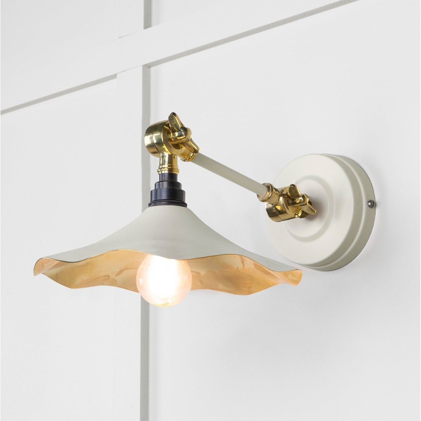 Smooth Brass Flora Wall Light