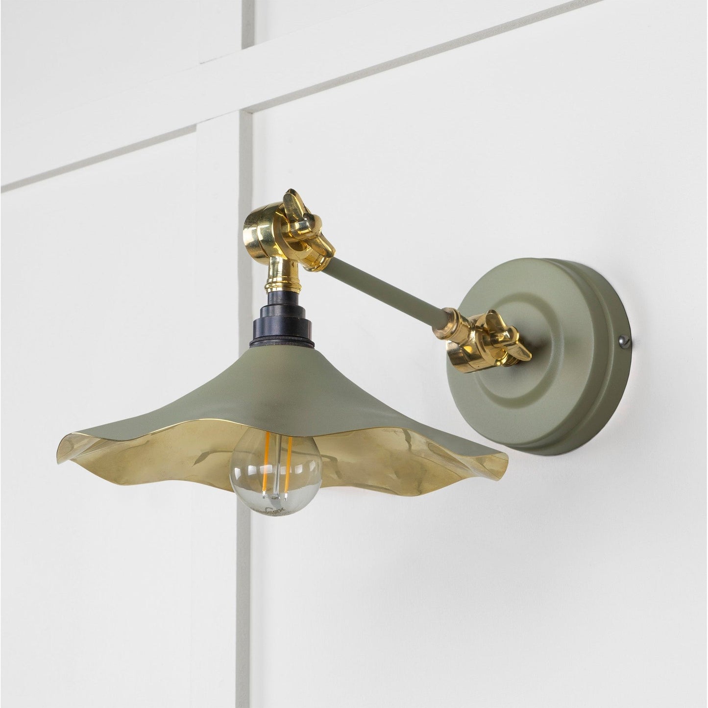 Smooth Brass Flora Wall Light