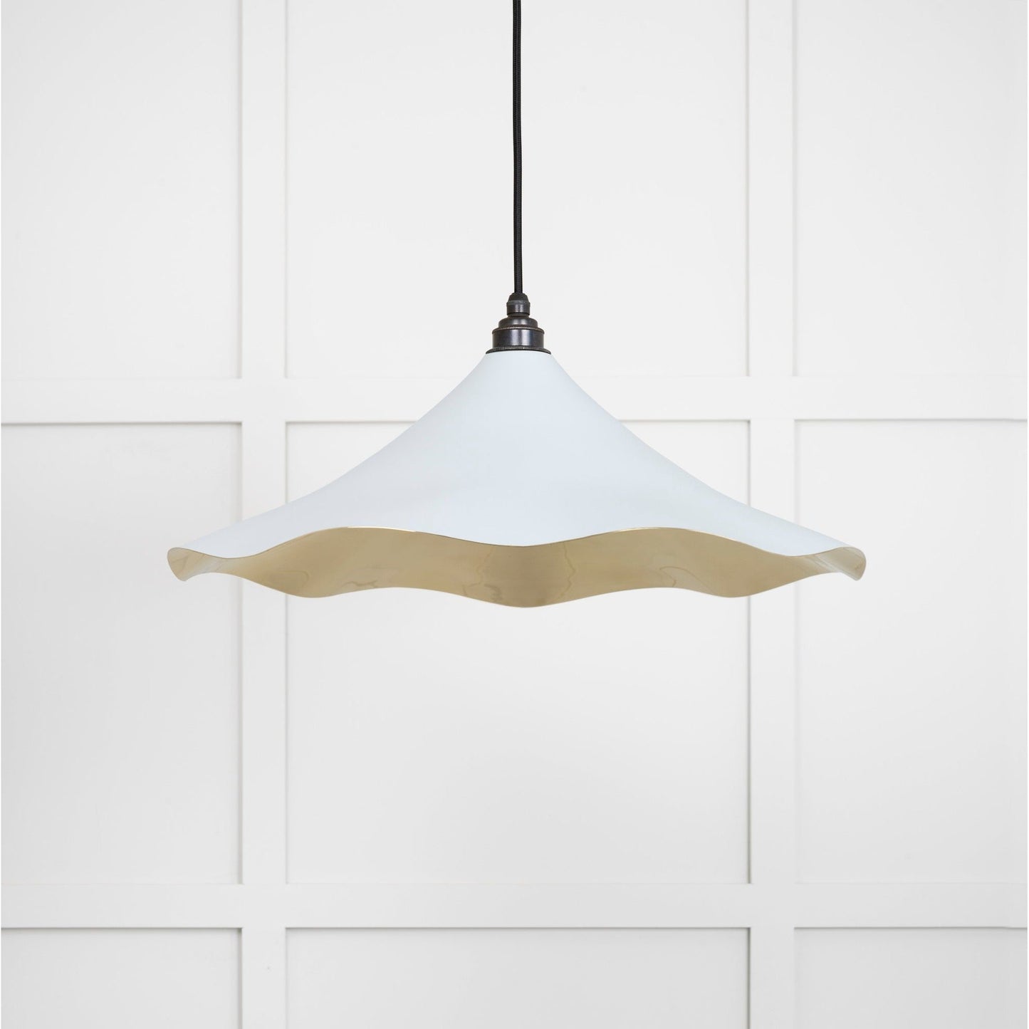 Smooth Brass Flora Pendant