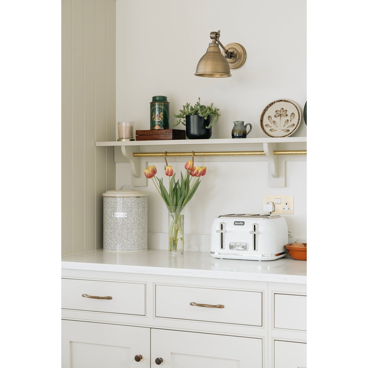 Aged Brass Brindley Wall Light