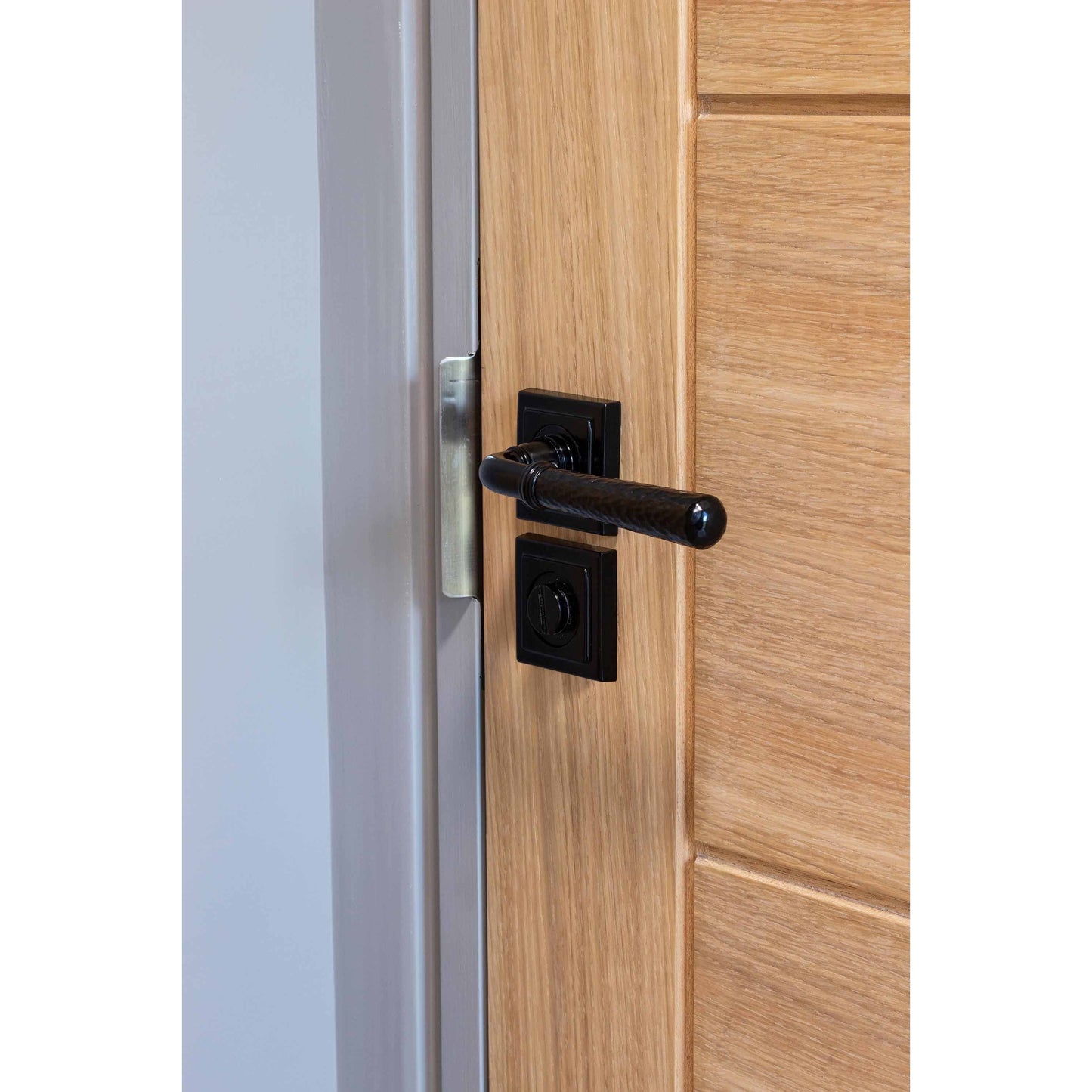 Hammered Newbury Lever on Rose Set (Unsprung)