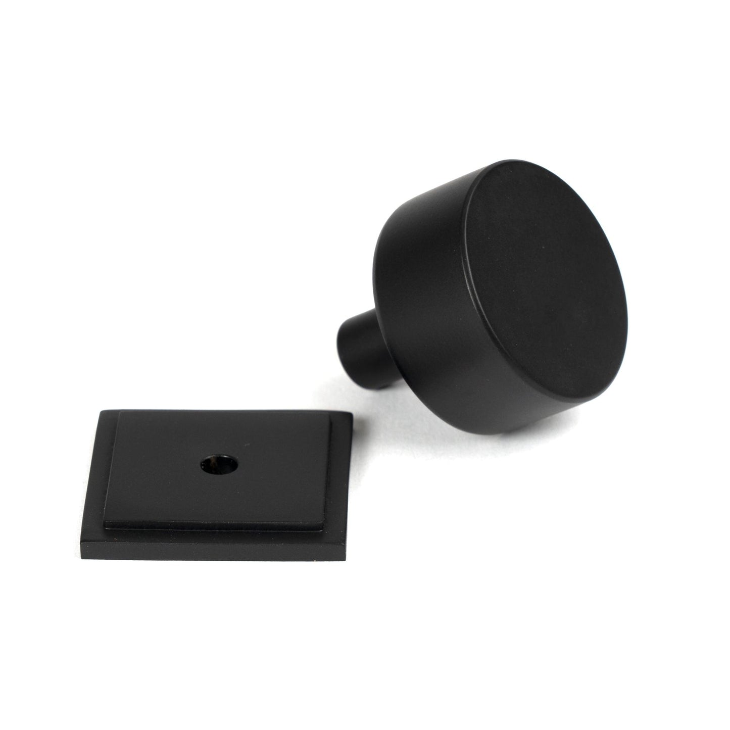 32mm Kelso Cabinet Knob