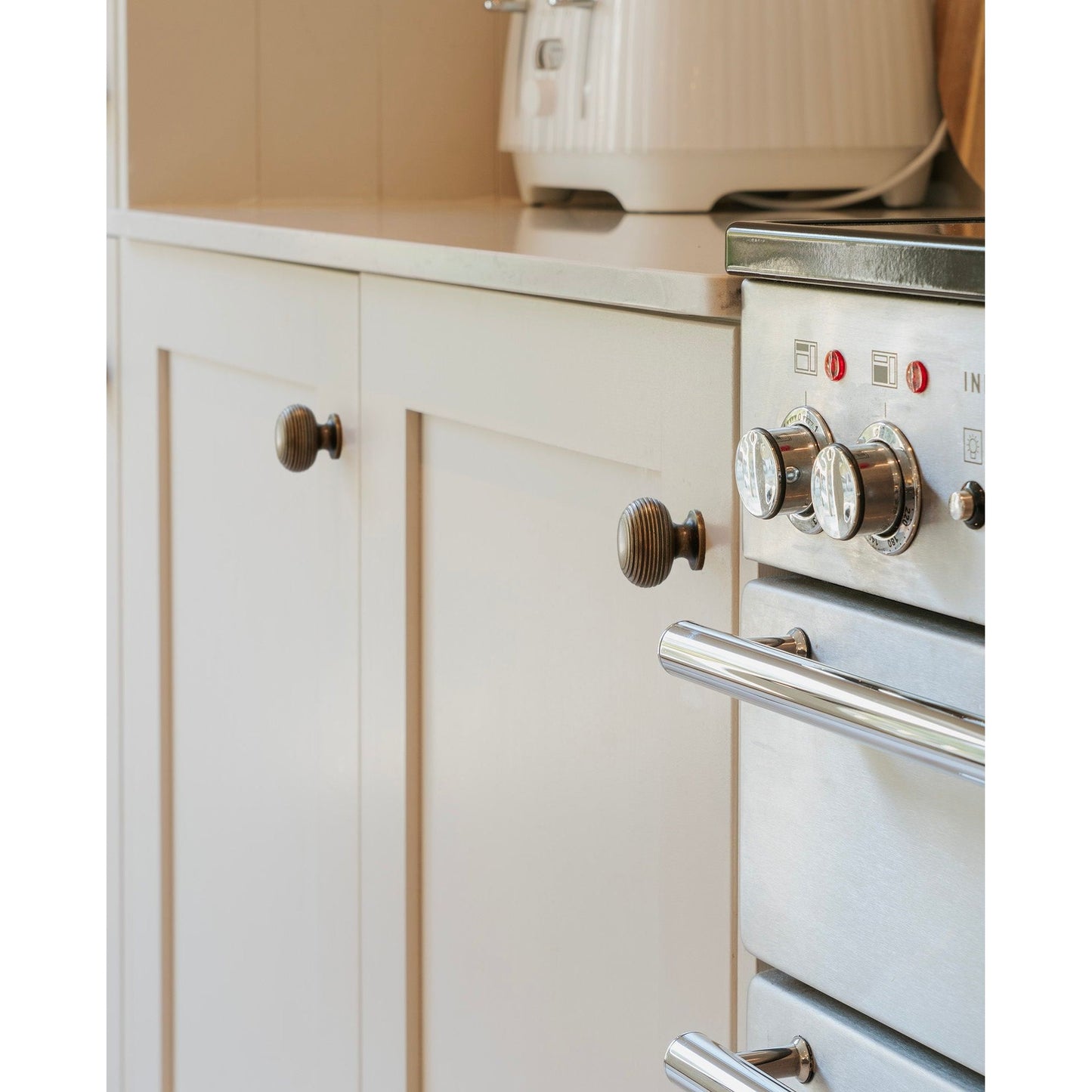 Beehive Cabinet Knob