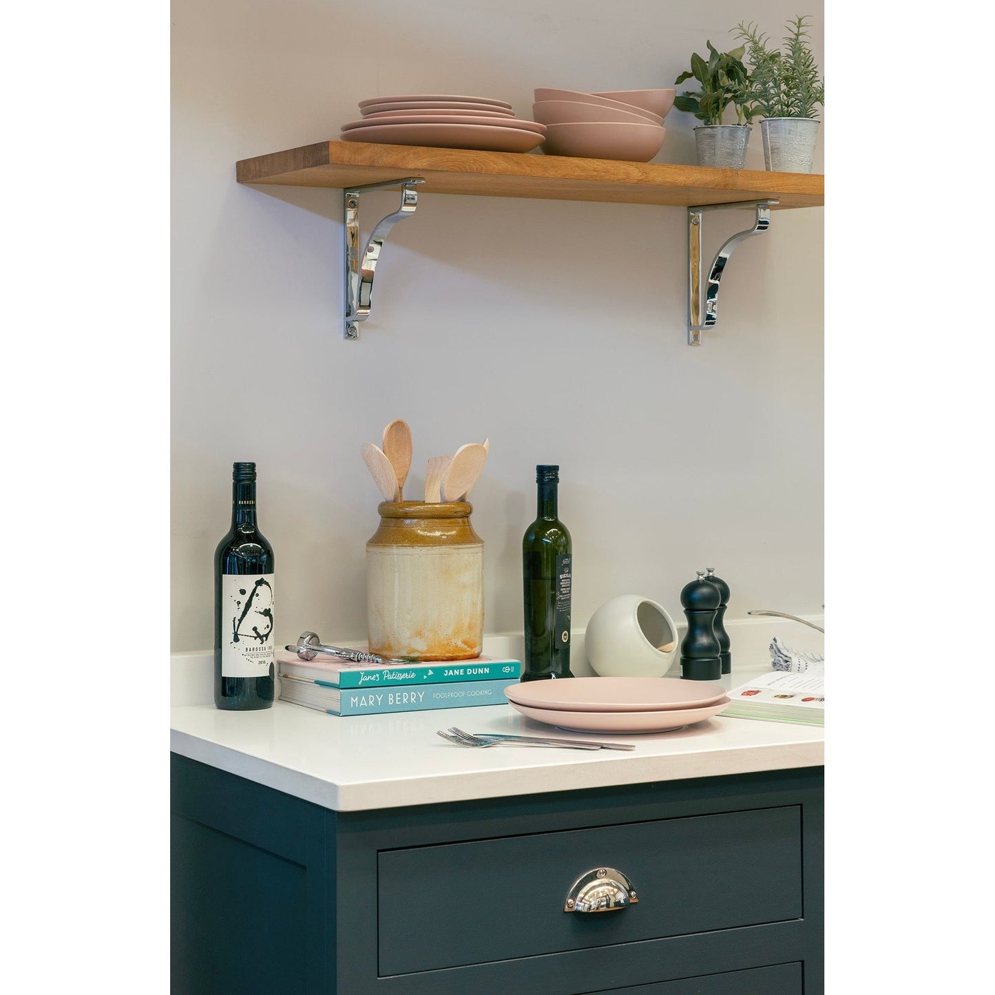 Abingdon Shelf Bracket