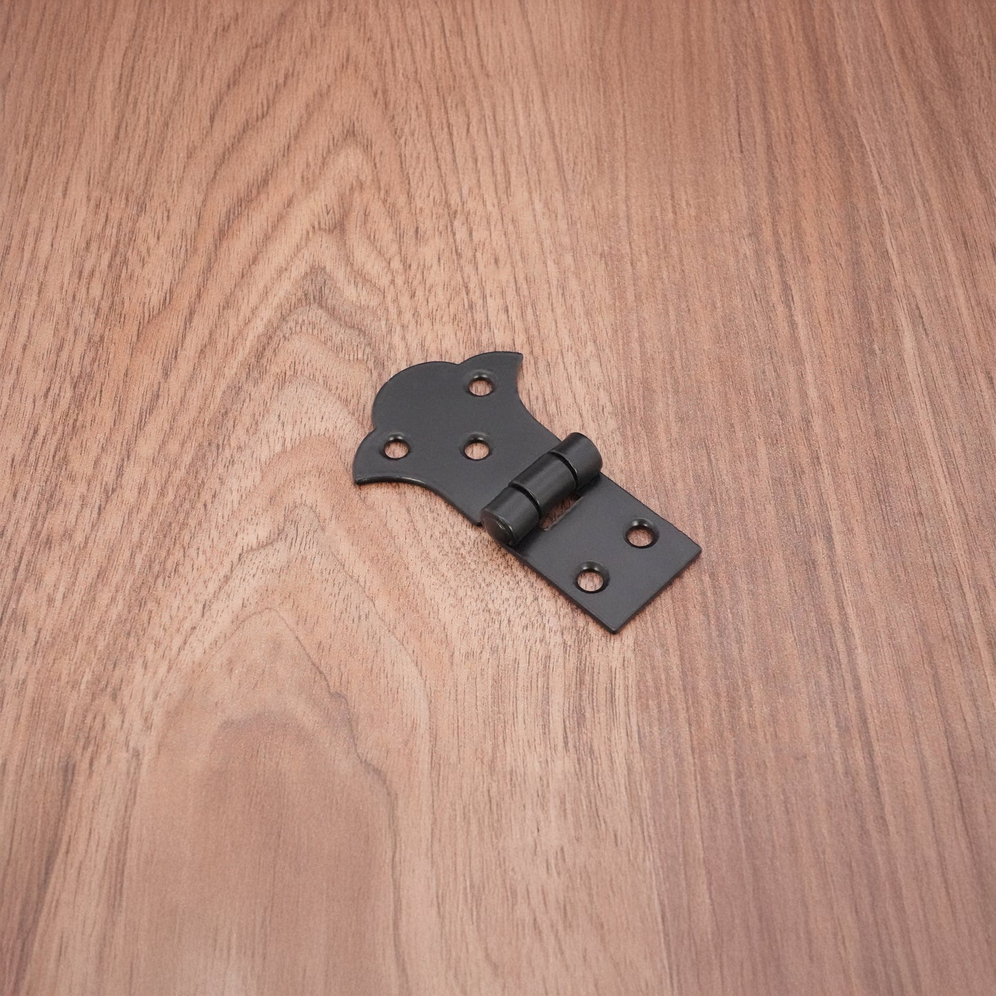 Butterfly Unequal Decorative Hinge