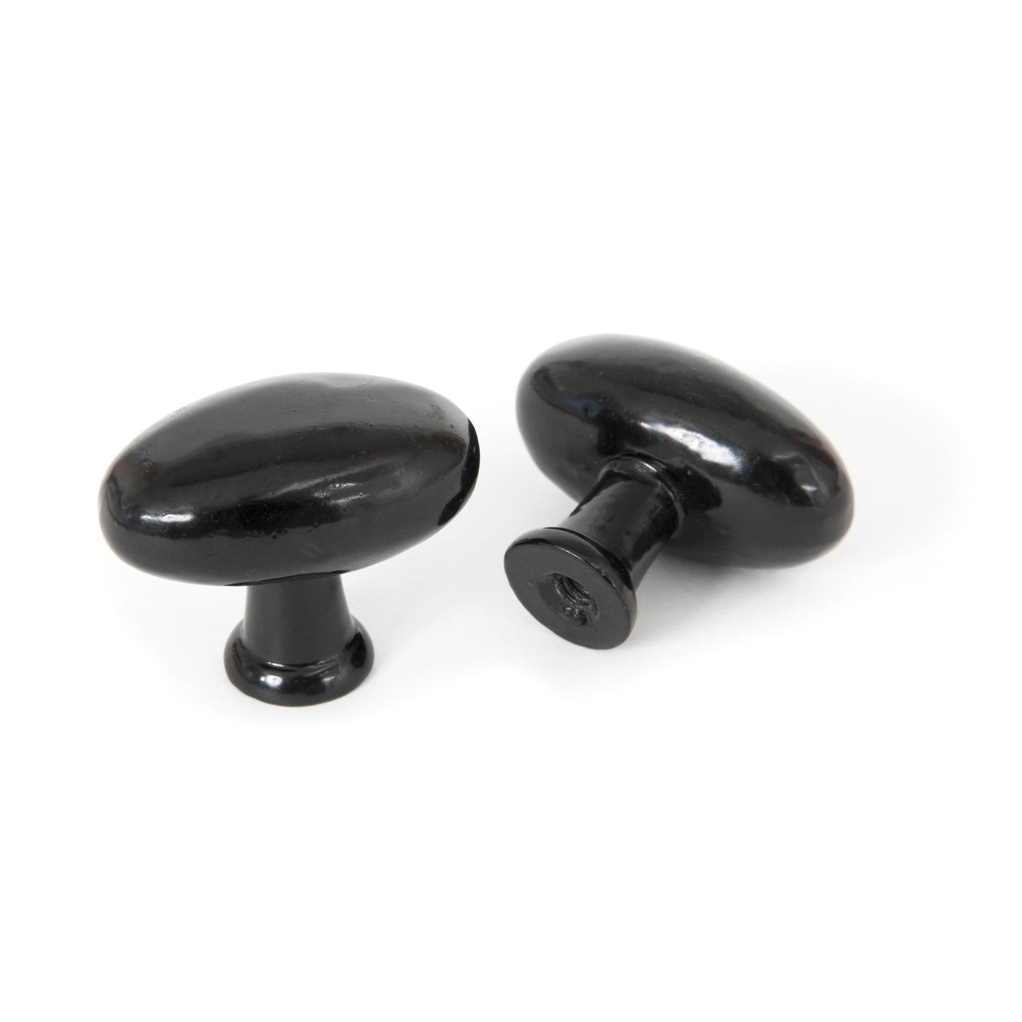 Oval Cabinet Knob (Blacksmith)