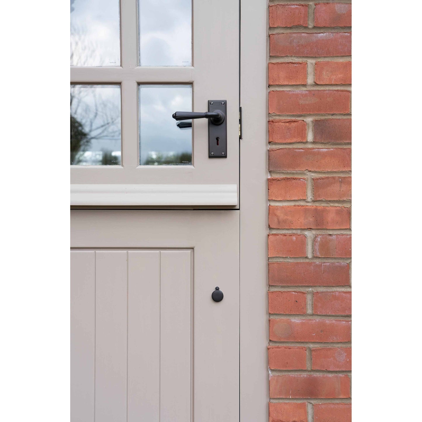 30mm Round Escutcheon