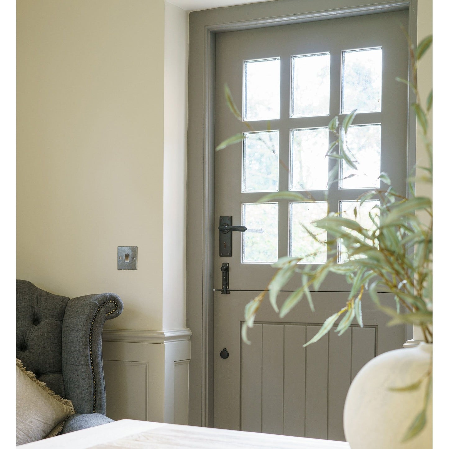 30mm Round Escutcheon