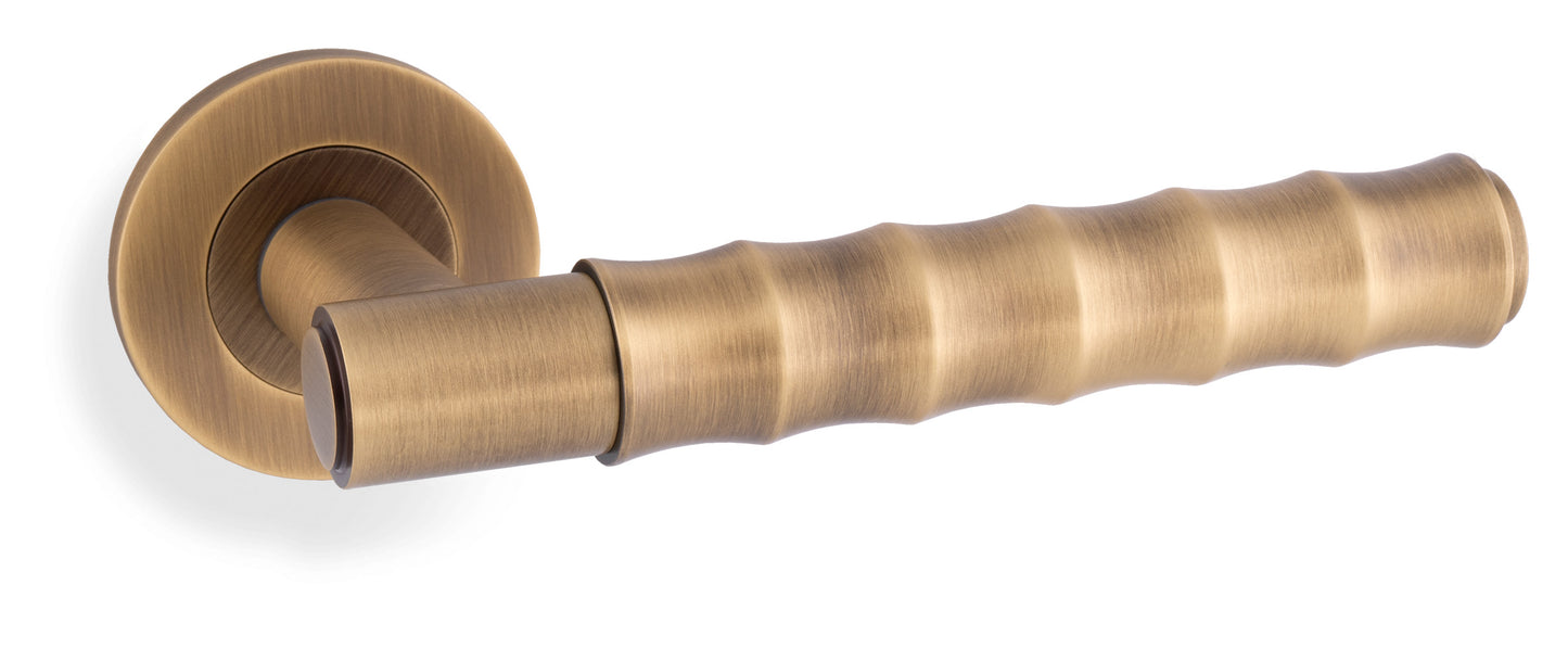 Spitfire Bamboo Lever on Rose
