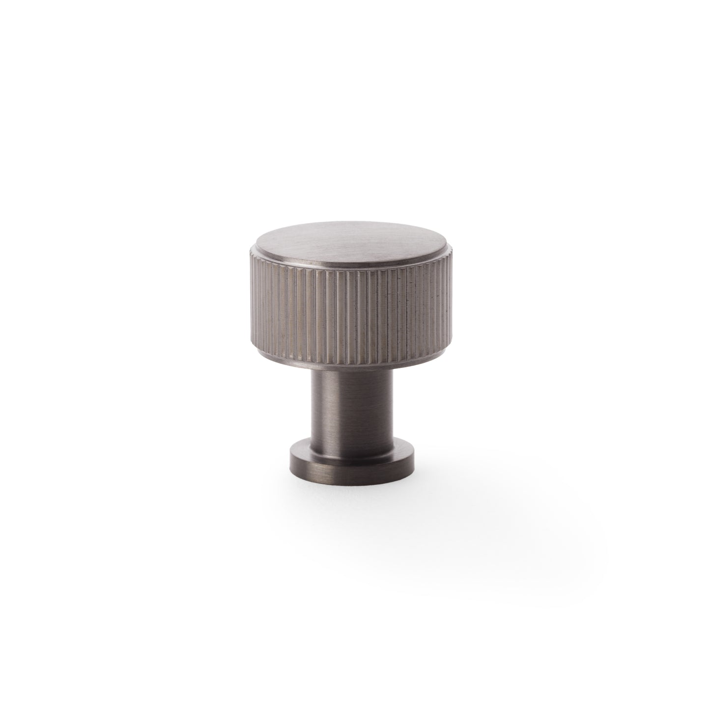 Lucia Reeded Cupboard Knob