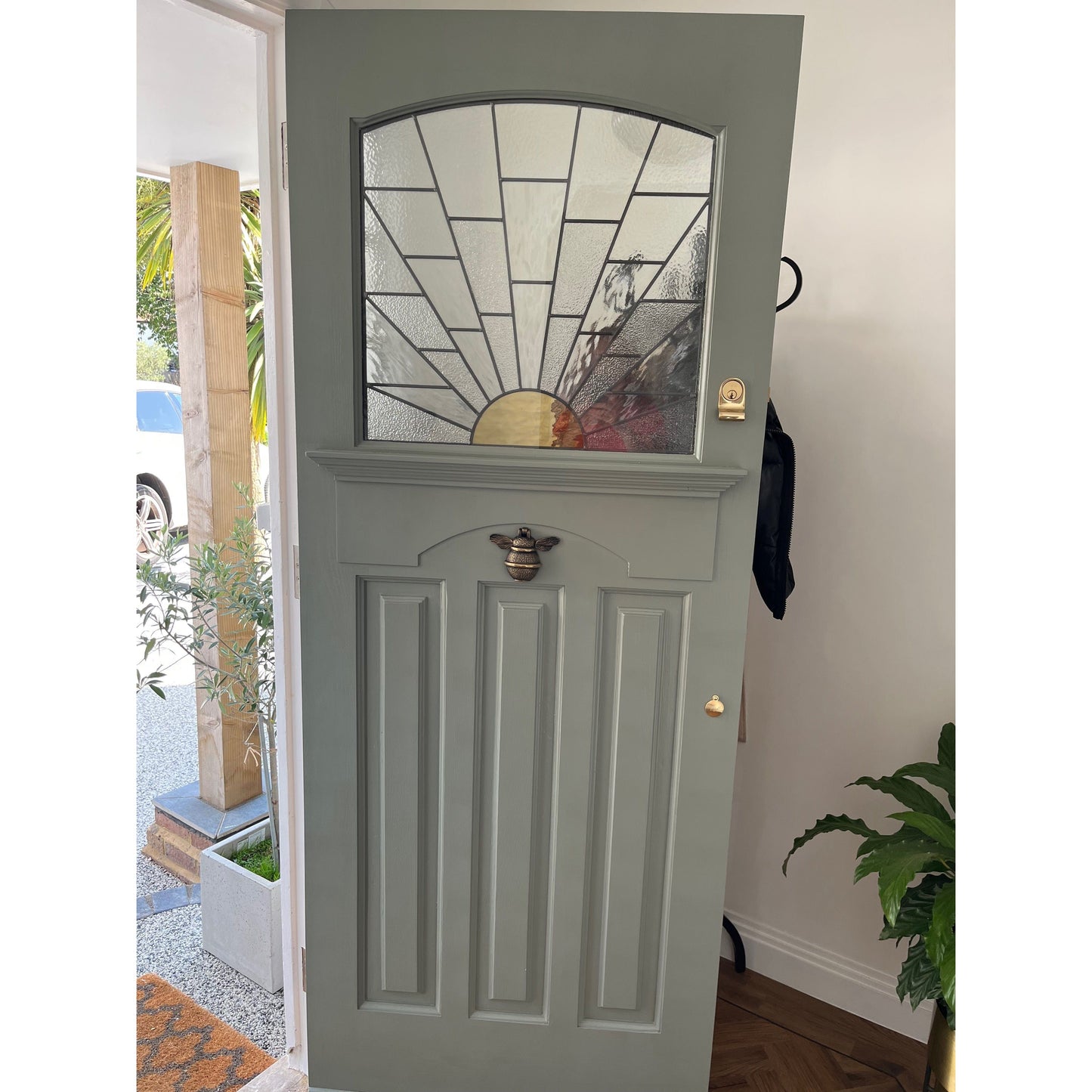 Brass Bumble Bee Door Knocker - Heritage Finish - Brass bee